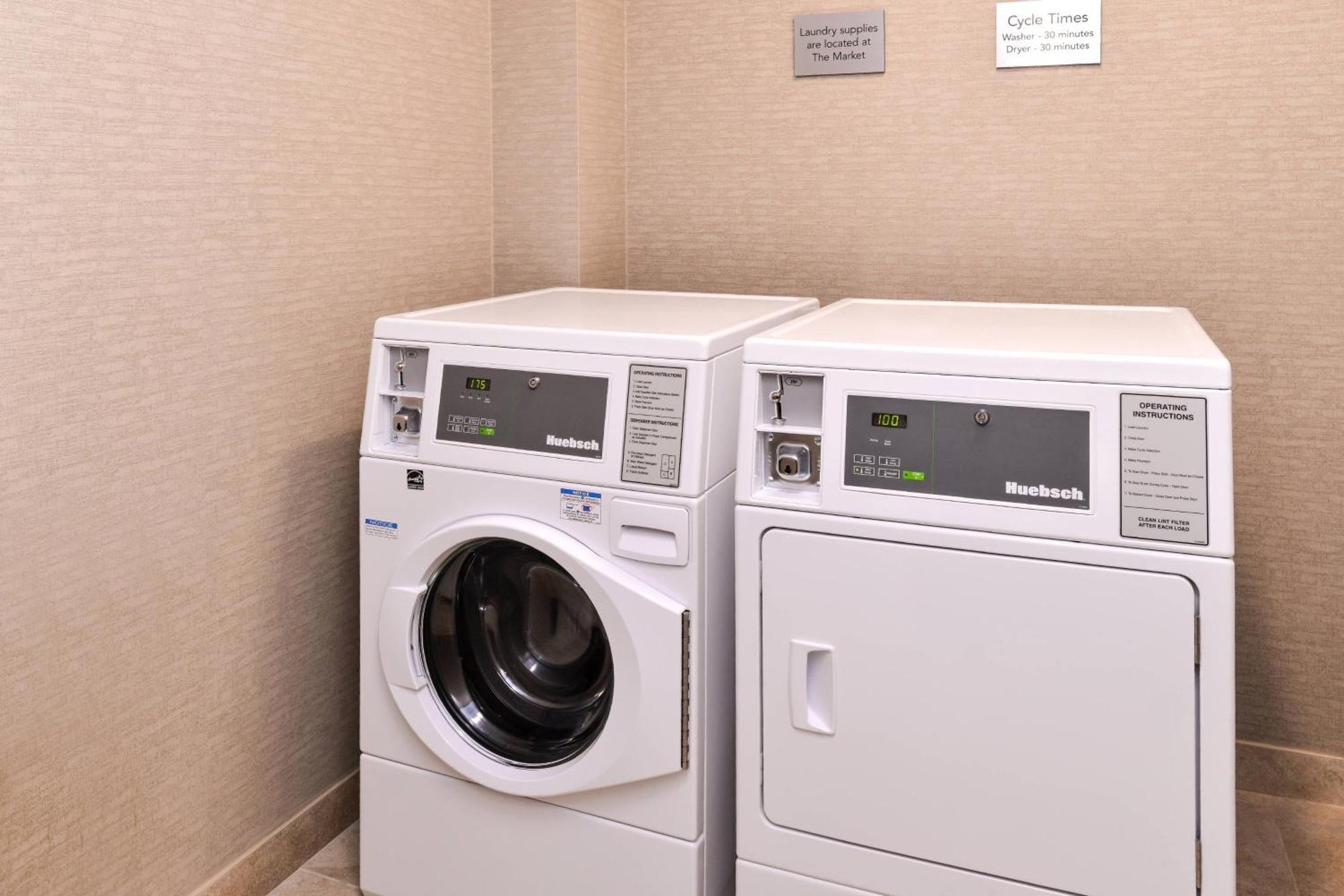 מלון פרמינגטון הילס Courtyard By Marriott Detroit Farmington מראה חיצוני תמונה